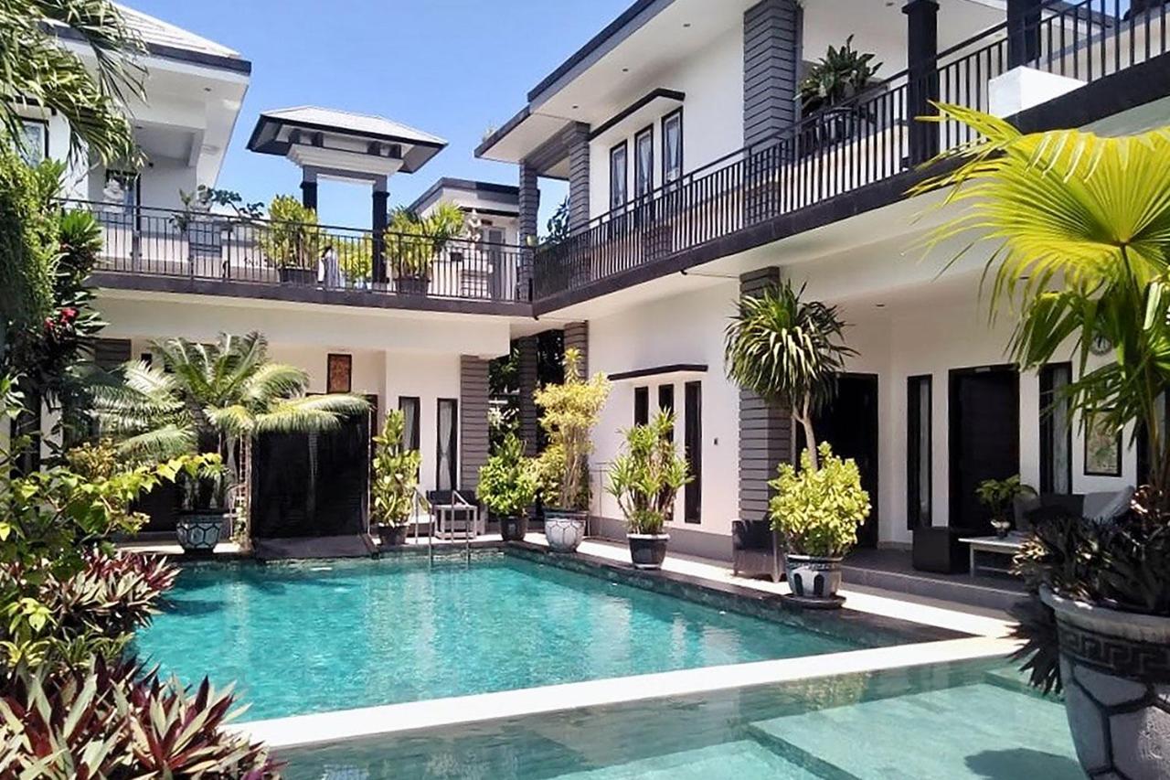 Villa Rumah Putih Abu Abu Senggigi Kültér fotó
