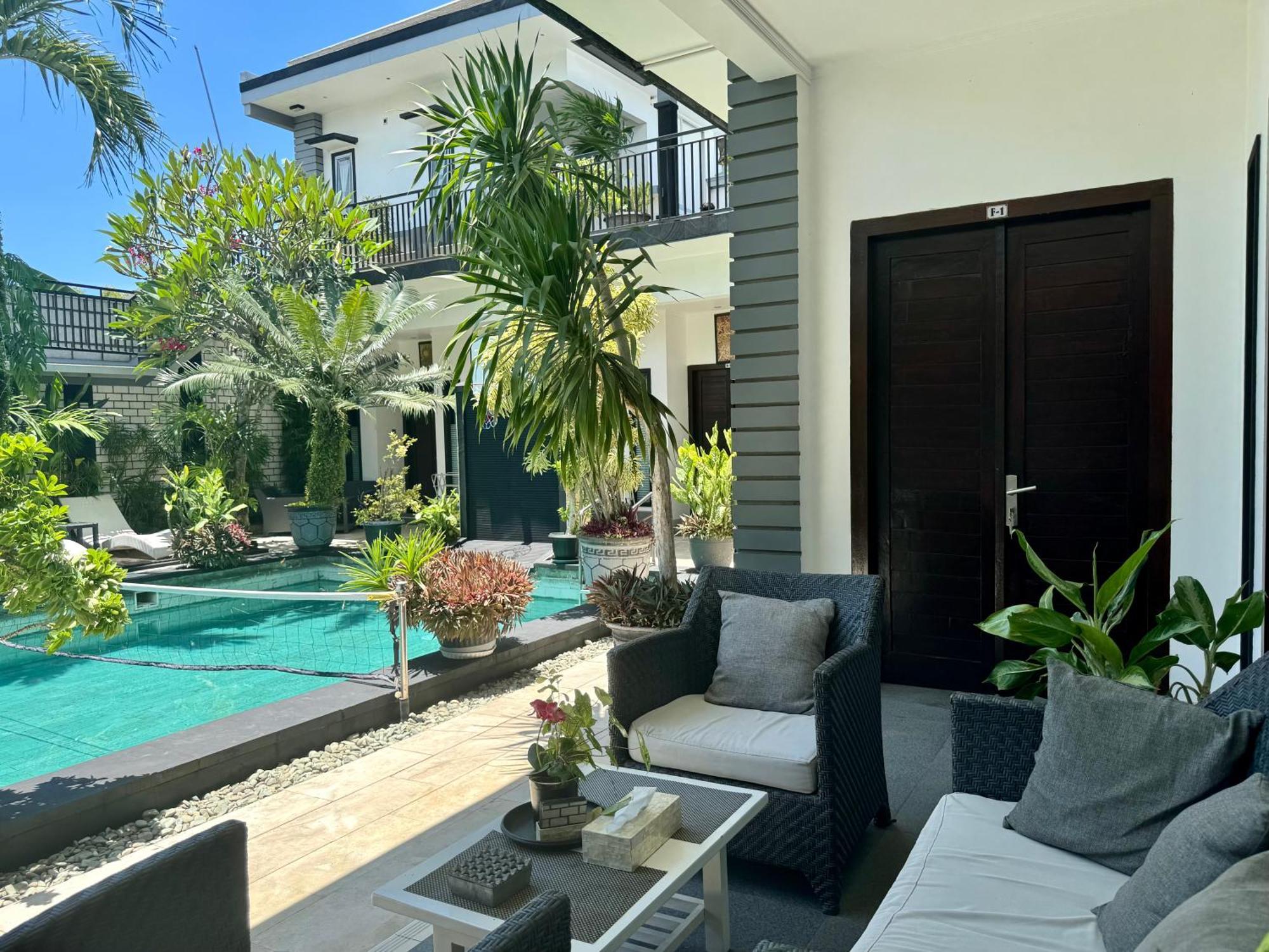 Villa Rumah Putih Abu Abu Senggigi Kültér fotó