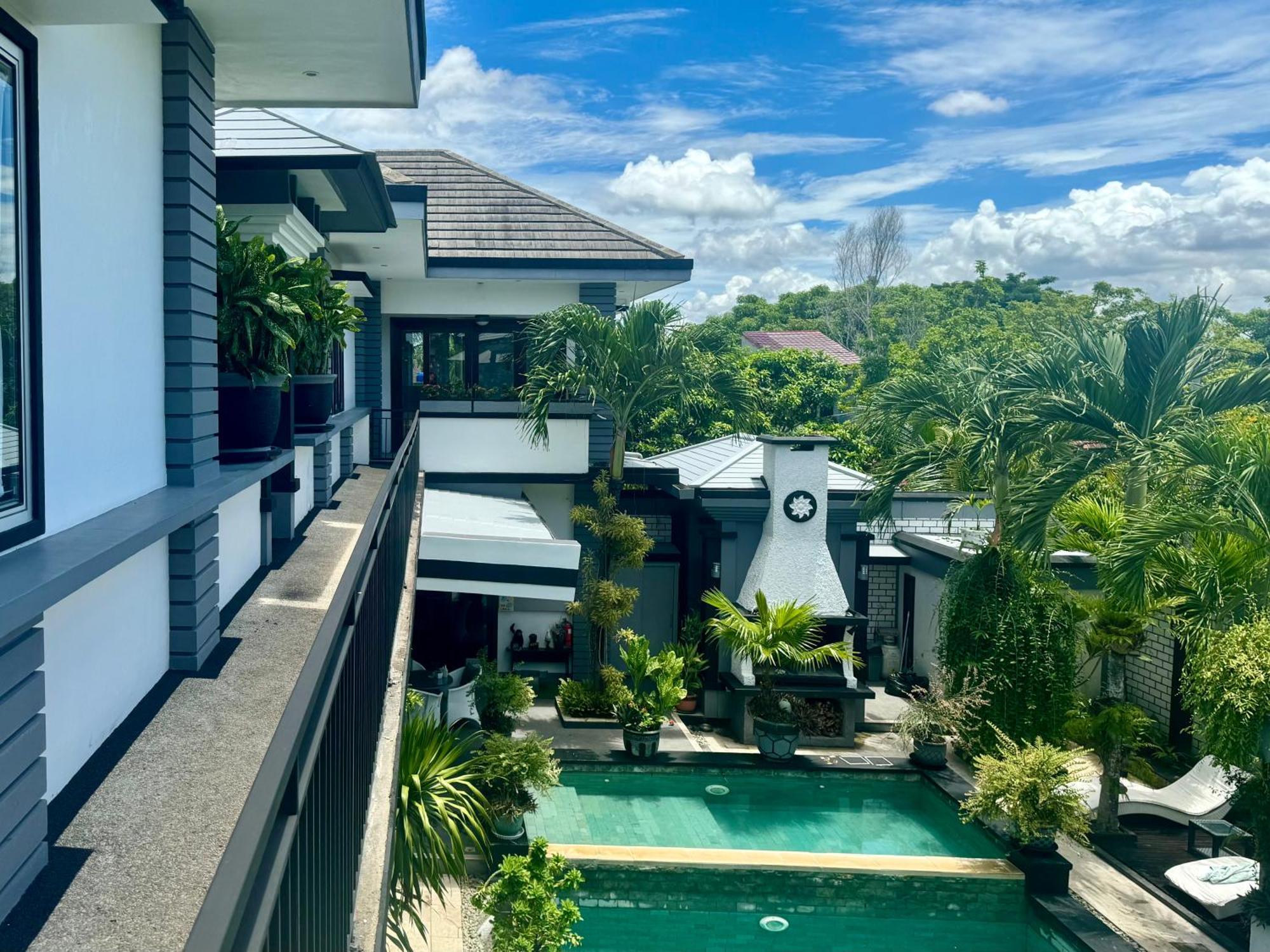 Villa Rumah Putih Abu Abu Senggigi Kültér fotó